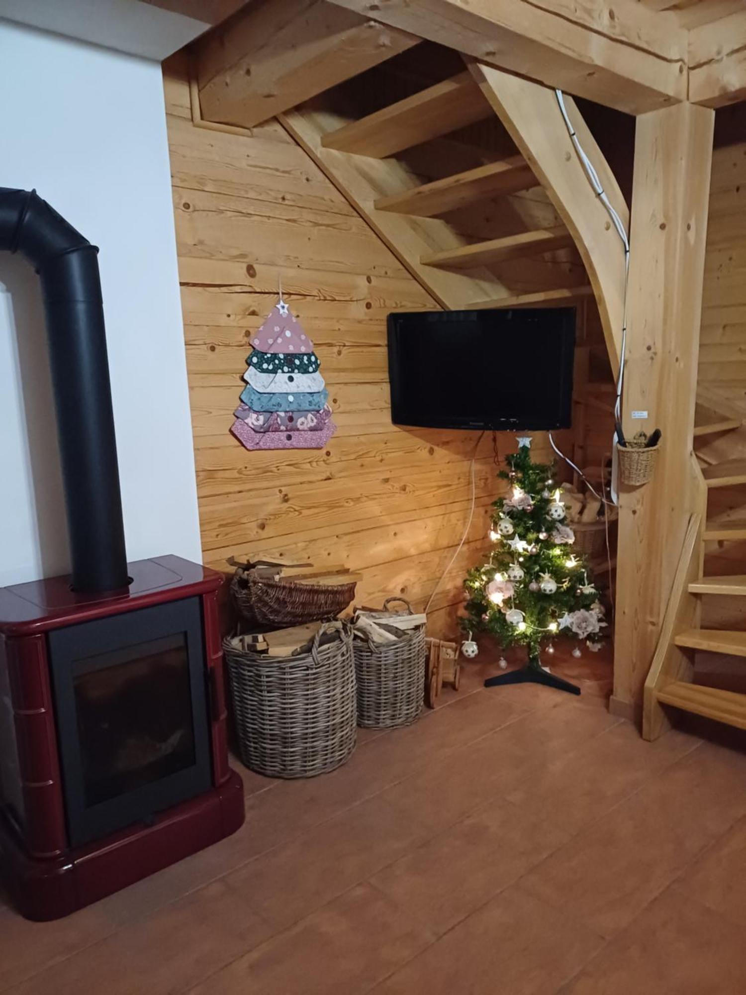 Apartmán Drevenica Zapadne Tatry S Kupacou Kadou A Krbom Žiar Exteriér fotografie
